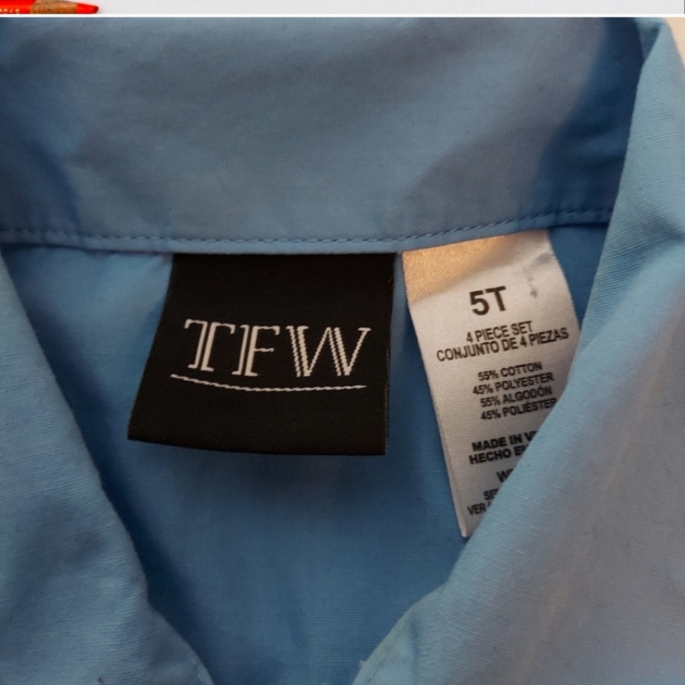 3/$30 Bundle Jeans & Dress Shirt. Child. - Picture 8 of 9